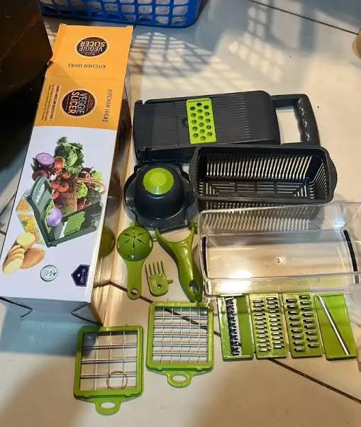 16-in-1 Multifunctional Vegetable Chopper | Smart Food Cutter, Slicer & Dicer with Colander & Storage Container | Quick Kitchen Prep Tool